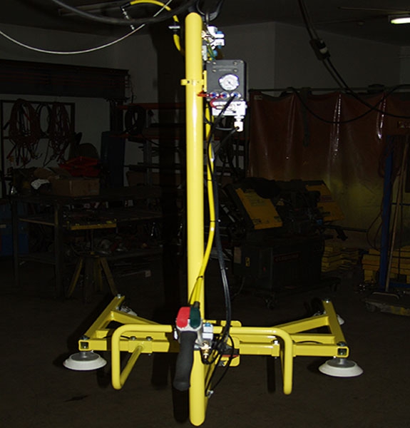 C Bale vacuum lifter with manual rotation