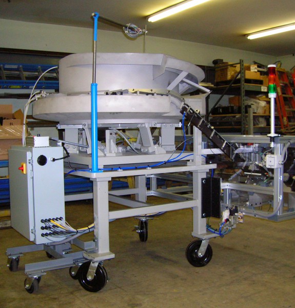 Automated beef clip machine