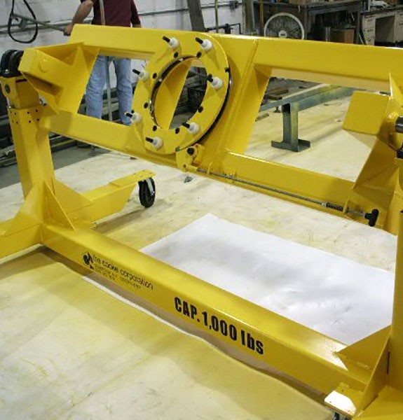 Helicopter main rotor hub manipulator