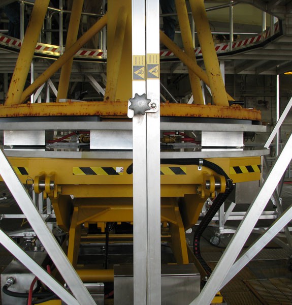 6,000lb capacity engine and nozzle installation system2 stennis spacecenter