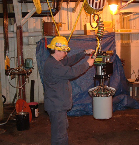 Air powered pail closer